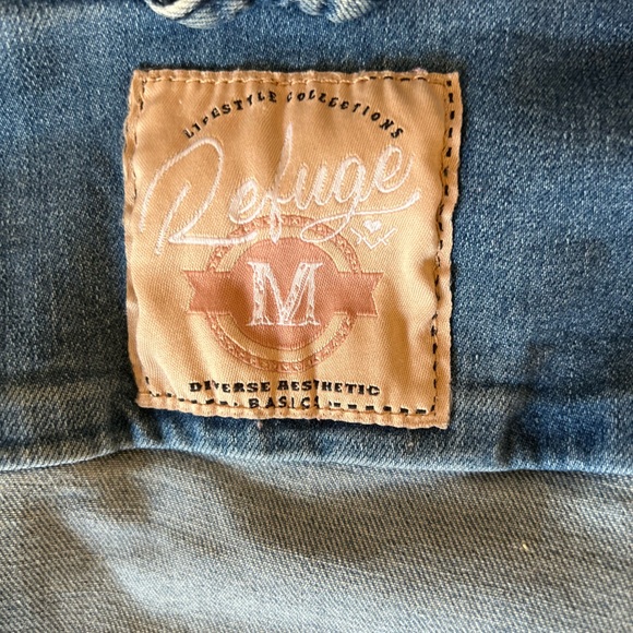 Refuge Denim Jacket - Picture 3 of 5